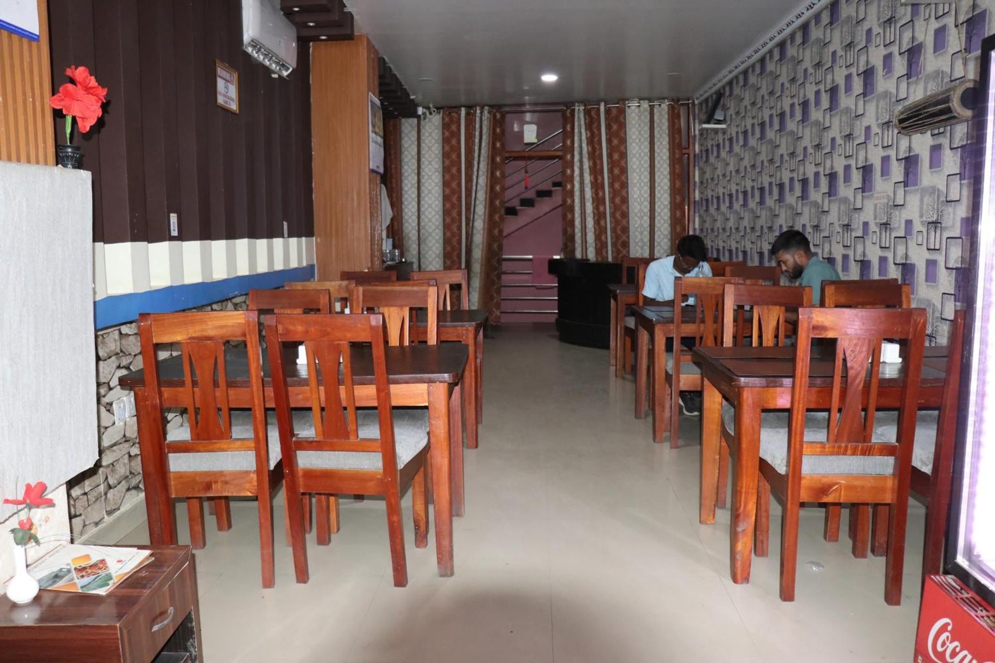 Hotel Megha Heritage Surkhet 외부 사진