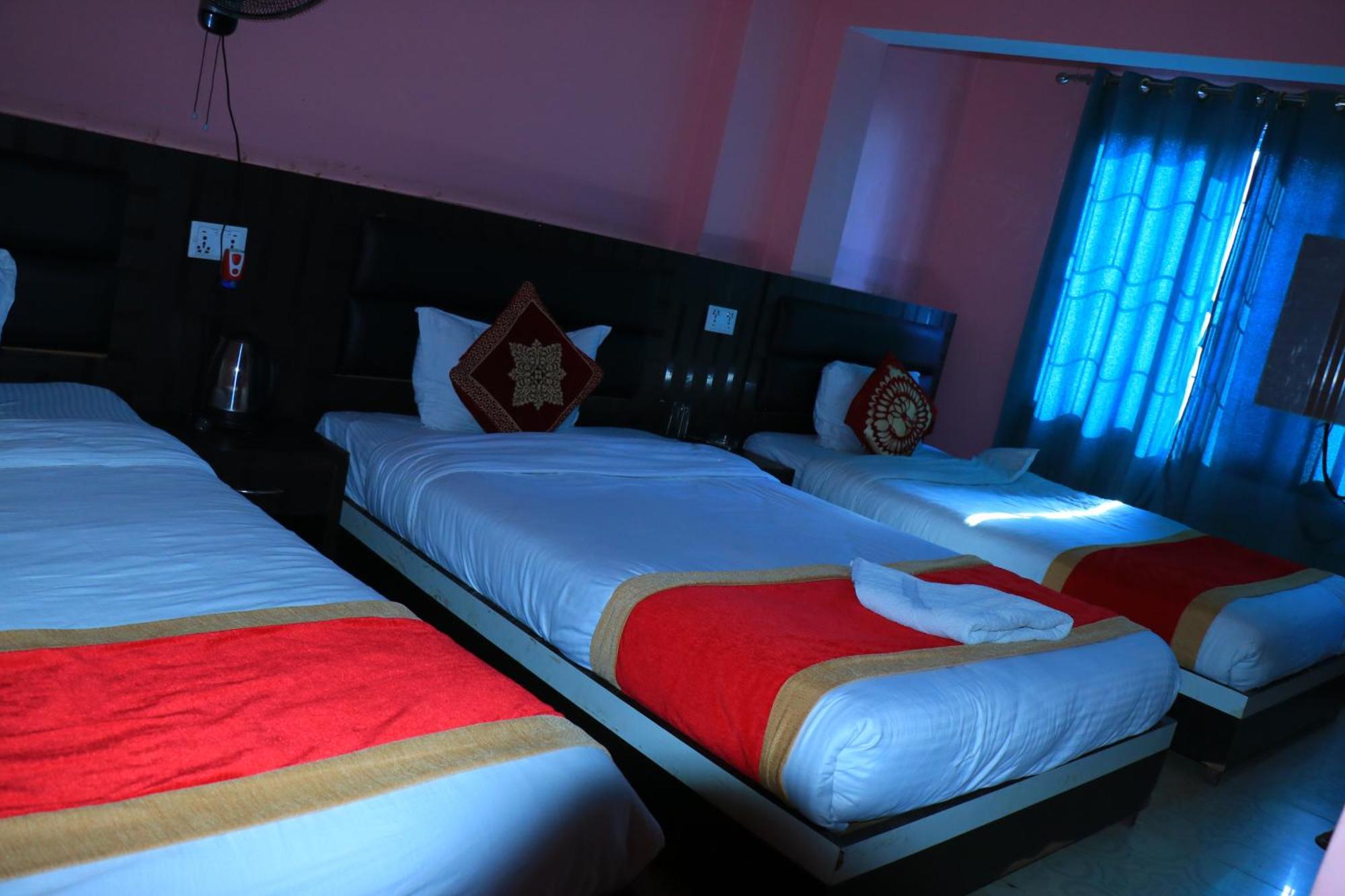 Hotel Megha Heritage Surkhet 외부 사진