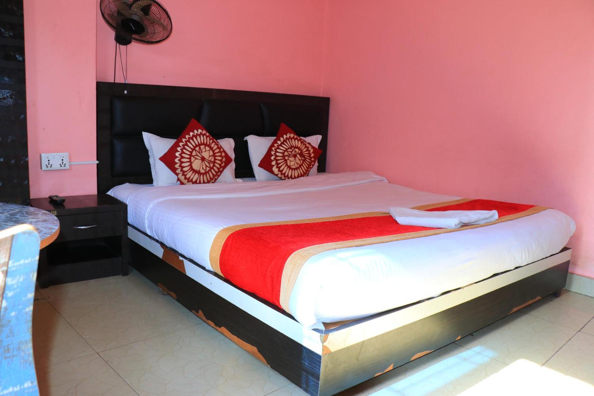 Hotel Megha Heritage Surkhet 외부 사진